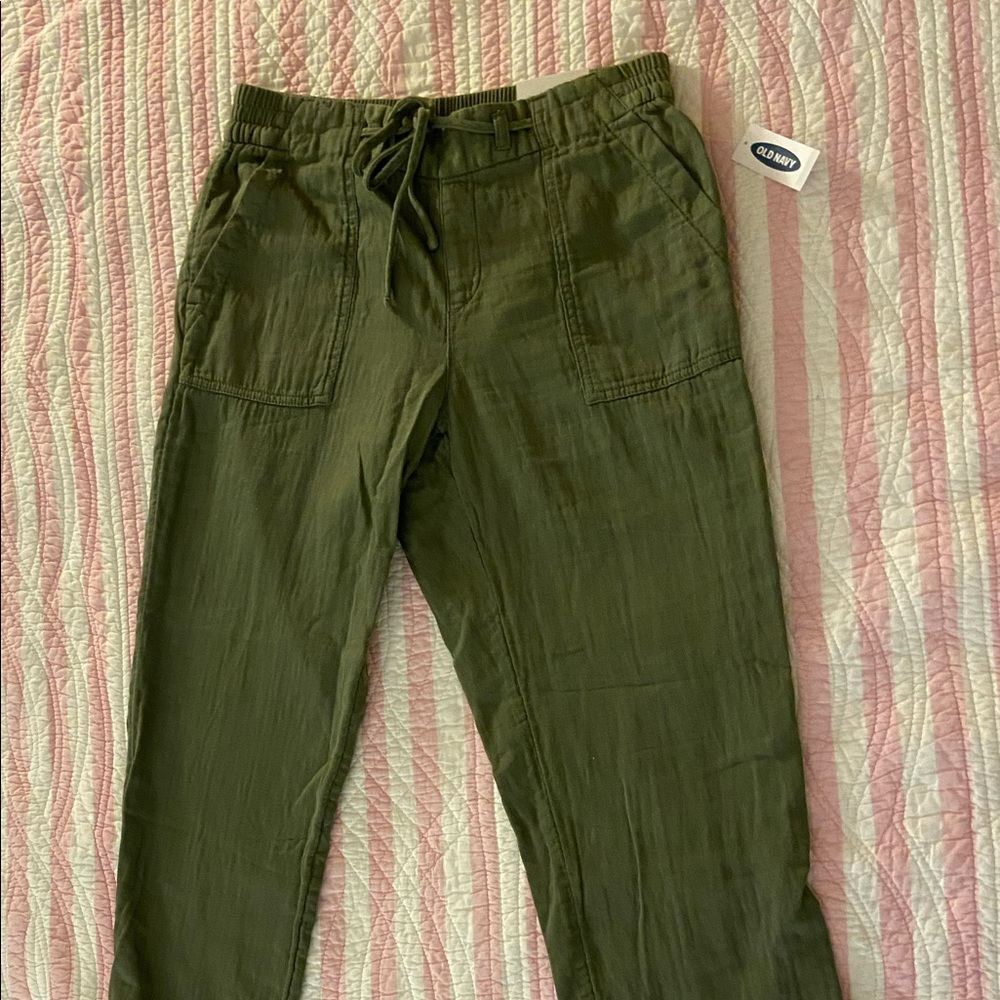 Old Navy green pants.